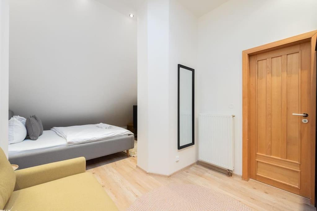 Ferienwohnung B.O.B. Klimentska Prag Exterior foto