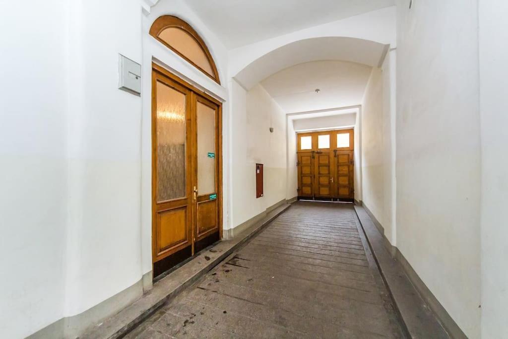 Ferienwohnung B.O.B. Klimentska Prag Exterior foto